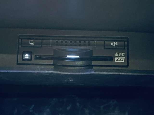 ＮＸ ＮＸ２００ｔ　Ｆスポーツ　フルセグ付純正ＳＤナビ！アルパインＦＤＭ！ＤＶＤ再生可！ＢＴ！パノラミックビューモニター！ＢＳＭ！アイドリングストップ！レザーシート！Ｐシート＆Ｓヒーター＆ベンチレーター！純正ＡＷ！禁煙車！（17枚目）