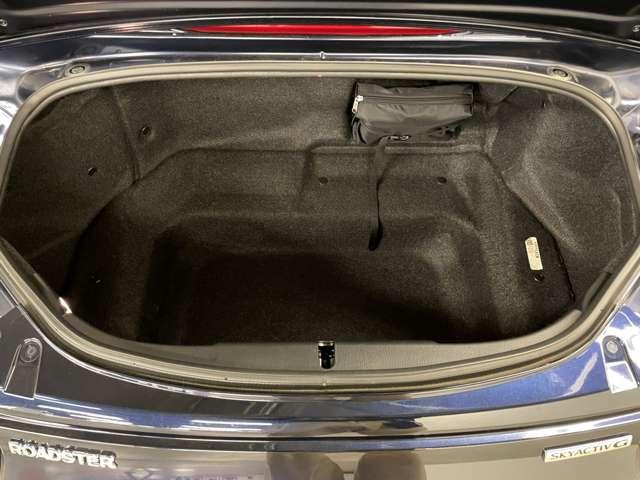 ロードスター RS ホワイト リミテッド セレクション ワンオーナー 禁煙車 ビルシュタインショック bremboキャリパー RAYSアルミ BOSEサウンド LEDヘッド Bカメラ ホワイト革シート スマートキー シートヒーター BTオーディオ(24枚目)