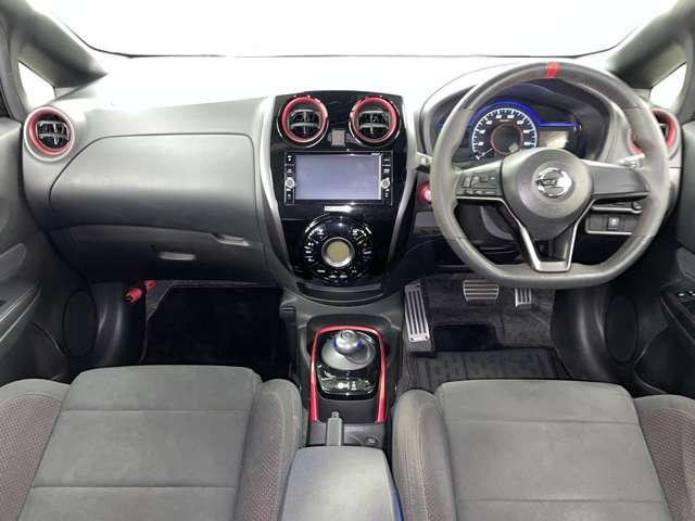 ノート ｅ－パワーニスモ　禁煙車　　エマージェンシーブレーキ　アラウンドビューモニター　フルセグナビ　スマートキー　ＥＴＣ　ＬＥＤヘッドライト　純正アルミホイール　ウインカーミラー（6枚目）