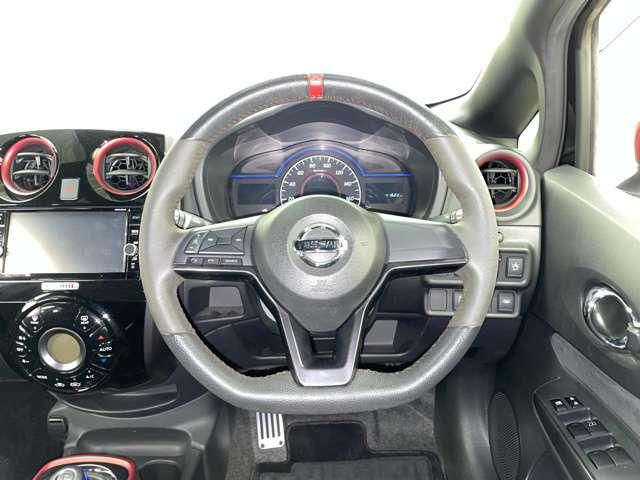 ノート ｅ－パワーニスモ　禁煙車　　エマージェンシーブレーキ　アラウンドビューモニター　フルセグナビ　スマートキー　ＥＴＣ　ＬＥＤヘッドライト　純正アルミホイール　ウインカーミラー（16枚目）