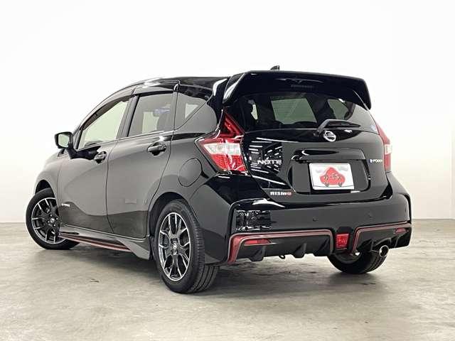 ノート ｅ－パワーニスモ　禁煙車　　エマージェンシーブレーキ　アラウンドビューモニター　フルセグナビ　スマートキー　ＥＴＣ　ＬＥＤヘッドライト　純正アルミホイール　ウインカーミラー（23枚目）