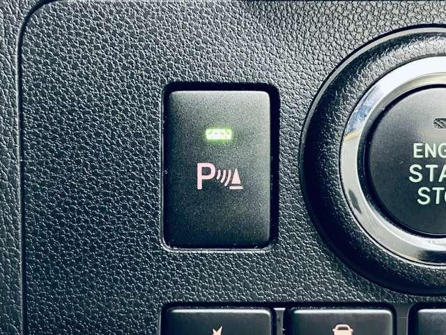 �u�R�[�i�[�Z���T�[�v�@�o���p�[�ɃZ���T�[�𑕒����邱�ƂŁA�ԗ��Ə�Q���Ƃ̋��������o���Փˉ�����x�����܂���