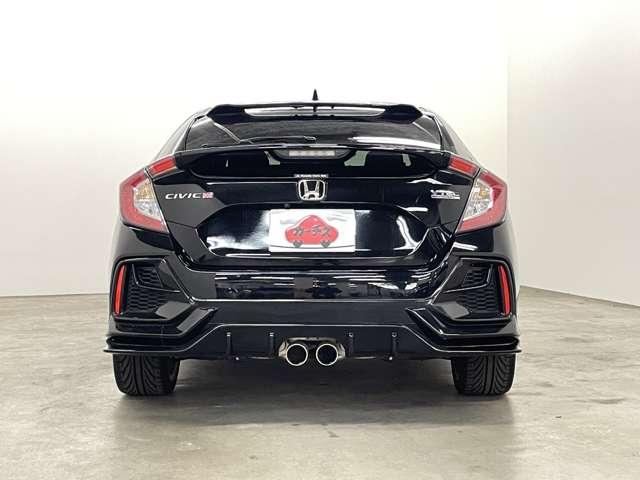 �J�[�`�X�ł͑S�ԂɁu�ԗ���ԕ]�����v�𖾎��B�C�����̗L���A���A���݁A���h���A�^�C���̍a�Ȃǂ𕪂���₷���\�����Ă���܂��̂ŁA���C�ɓ���̈������S���Ă��I�т��������܂���