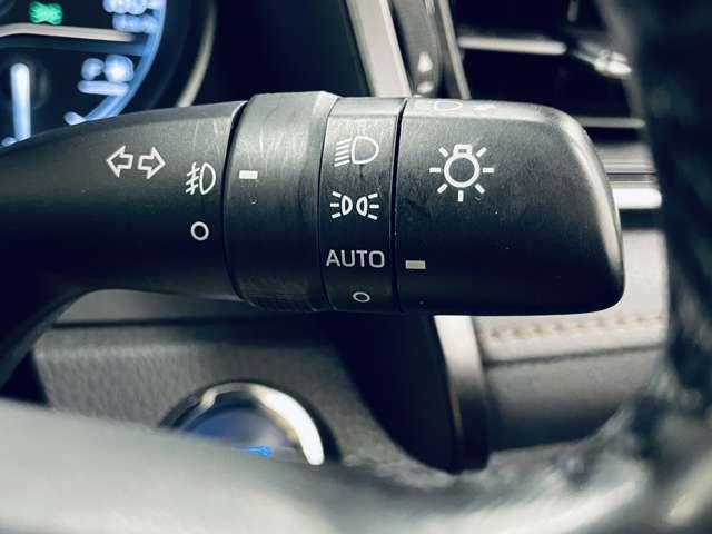 �u�I�[�g���C�g�v�@�Â��Ȃ�Ǝ����Ń��C�g���_�����A���S�^�]���菕���I