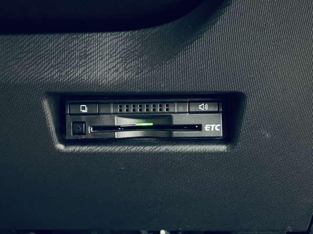 アクア Ｓ　フルセグ付ＴコネクトＳＤナビ！ＢＴ！バックガイドモニター！社外ＡＷ！シートリフター！ステアリングスイッチ！ＬＥＤヘッドライト！オートライト！スマートキー！ビルトインＥＴＣ！禁煙車！（12枚目）