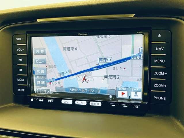 アテンザワゴン ２．２ディーゼルターボＸＤ　５名　フルセグ付純正ナビ！走行中ＴＶ／ＤＶＤ視聴可！ＢＴ！バックカメラ！ＳＢＳ／ＳＣＢＳ！Ｉ－ＳＴＯＰ！ＤＲＳＳ！純正１７インチＡＷ！ルーフレール！ＲＶＭ！革巻ステアリング！パドルシフト（7枚目）