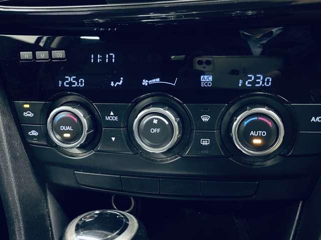 アテンザワゴン ２．２ディーゼルターボＸＤ　５名　フルセグ付純正ナビ！走行中ＴＶ／ＤＶＤ視聴可！ＢＴ！バックカメラ！ＳＢＳ／ＳＣＢＳ！Ｉ－ＳＴＯＰ！ＤＲＳＳ！純正１７インチＡＷ！ルーフレール！ＲＶＭ！革巻ステアリング！パドルシフト（19枚目）