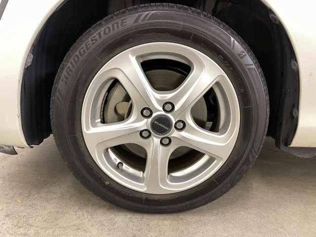 �u�ЊO�A���~�z�C�[���v�@���̃N���}�Ƃ͈�����������o���Ă��܂��B�J�[�`�X�ł͑��̃z�C�[���̔̔��A��t���ł��܂��̂ŁA���C�y�ɂ��\���t������������