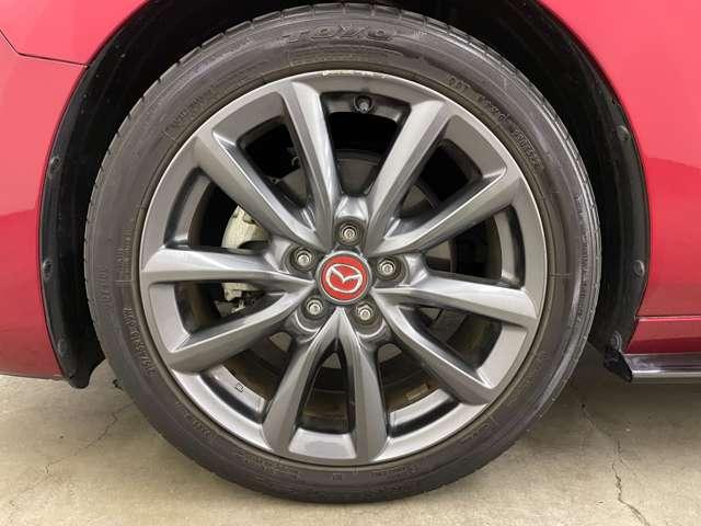 �u�����A���~�z�C�[���v�����P�W�C���`�A���~�z�C�[���I�e���[�J�[�ЊO�z�C�[���̔̔�������܂��B