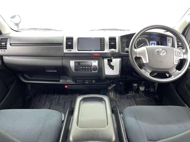 ハイエースバン ロングスーパーＧＬ　ワンセグ付純正ＳＤナビ！ＢＬＵＥＴＯＯＴＨ！バックガイドモニター！セーフティセンス！イージークローザードア！オートライト！ビルトインＥＴＣ！（6枚目）