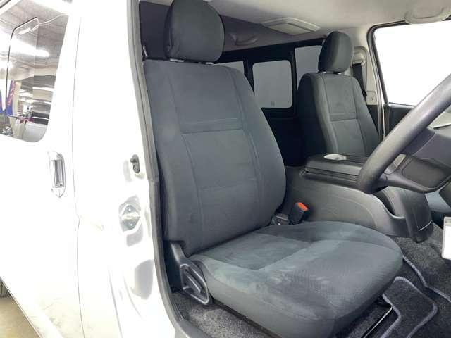 ハイエースバン ロングスーパーＧＬ　ワンセグ付純正ＳＤナビ！ＢＬＵＥＴＯＯＴＨ！バックガイドモニター！セーフティセンス！イージークローザードア！オートライト！ビルトインＥＴＣ！（15枚目）