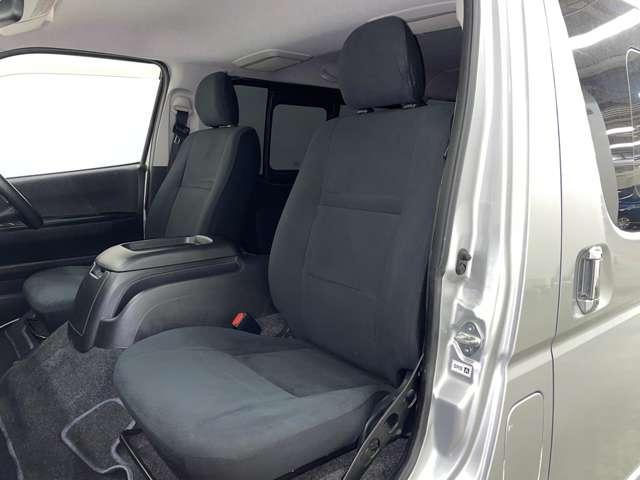 ハイエースバン ロングスーパーＧＬ　ワンセグ付純正ＳＤナビ！ＢＬＵＥＴＯＯＴＨ！バックガイドモニター！セーフティセンス！イージークローザードア！オートライト！ビルトインＥＴＣ！（16枚目）