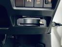 ハイブリッドＦＸ　禁煙車！衝突被害軽減ブレーキ！メモリーナビ！Ｂｌｕｅｔｏｏｔｈ！フルセグＴＶ！ＤＶＤ再生！ＥＴＣ！オートライト！シートヒーター！スマートキー＆プッシュスタート！アイドリングストップ！横滑り防止装置！（12枚目）