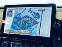 ハイブリッドＺ　フルセグ付純正１０．５インチディスプレイオーディオ！走行中ＴＶ視聴可！ＢＴ！パノラミックビューＭ！セーフティセンス！両側パワスラ！モデリスタエアロＰ＆ＡＷ！ＢＳＭ！革巻ステアリング！禁煙車！（12枚目）