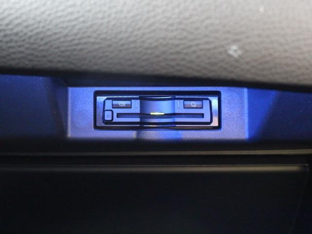 プレミアム 9型ナビ バックカメラ ETC LED(13枚目)