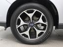 18インチアルミホイール(ブラック塗装+切削光輝)装着。タイヤサイズ225/55R18
