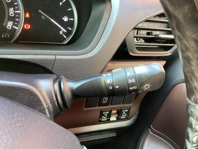エスクァイア Ｇｉ　／ＴＲＤフルエアロ　ＴＲＤグリル／アルパインＢｉｇＸ１０型ナビＴＶ　Ｂｌｕｅｔｏｏｔｈ／バックカメラ／ＥＴＣ／スマートキー　プッシュスタート／両側パワースライドドア／レザーシート　シートヒーター（18枚目）
