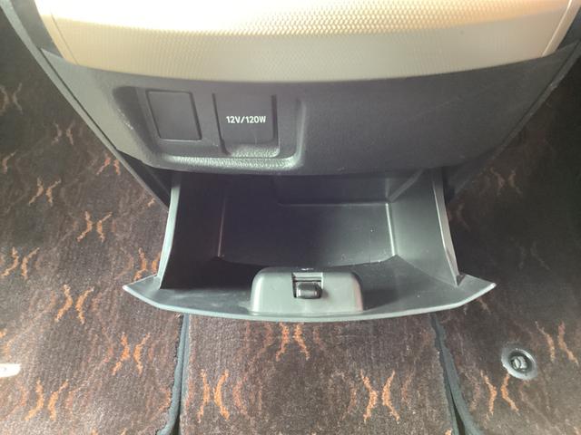 アルファード ２４０Ｓ　タイプゴールドＩＩ　／純正ナビＴＶ／Ｂｌｕｅｔｏｏｔｈ／Ｂカメラ／両側パワースライドドア／ＥＴＣ／パワーバックドア／（28枚目）