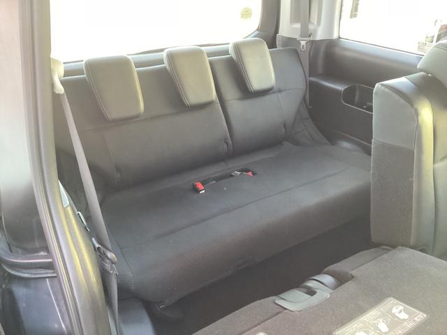 ステップワゴンスパーダ Ｚ　クールスピリット　／純正９インチナビＴＶ／Ｂカメラ／後席フリップダウンモニター／両側パワースライドドア／ビルトインＥＴＣ／キセノンヘッドライト／クルコン／（41枚目）