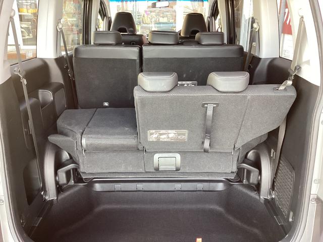 ステップワゴンスパーダ Ｚ　クールスピリット　／純正９インチナビＴＶ／Ｂカメラ／後席フリップダウンモニター／両側パワースライドドア／ビルトインＥＴＣ／キセノンヘッドライト／クルコン／（56枚目）