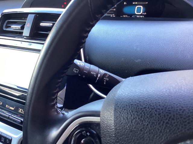 プリウス Ｓセーフティプラス　トヨタセーフティセンス　レーダークルーズコントロール　スマートキー×２　エアロ　ＬＥＤディライト（15枚目）