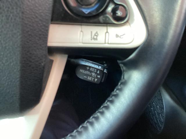 プリウス Ｓセーフティプラス　トヨタセーフティセンス　レーダークルーズコントロール　スマートキー×２　エアロ　ＬＥＤディライト（17枚目）