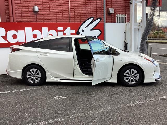 プリウス Ｓセーフティプラス　トヨタセーフティセンス　レーダークルーズコントロール　スマートキー×２　エアロ　ＬＥＤディライト（54枚目）