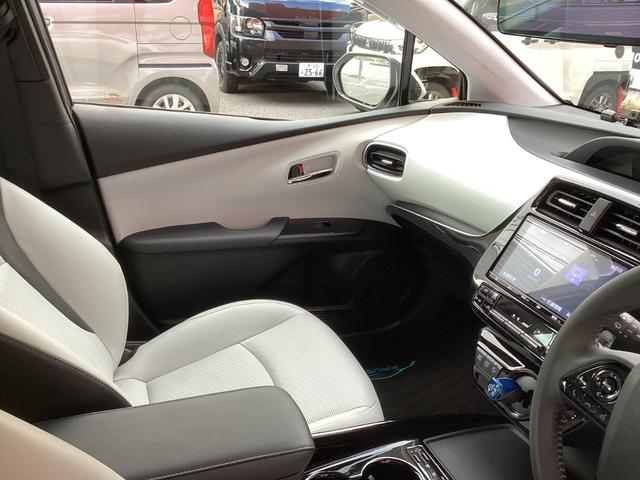 プリウス Ａプレミアム　ツーリングセレクション　レザーシート　シートヒーター　ベンチレーション　トヨタセーフティセンス　ヘッドアップディスプレイ（26枚目）