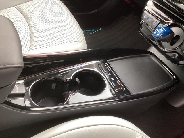 プリウス Ａプレミアム　ツーリングセレクション　レザーシート　シートヒーター　ベンチレーション　トヨタセーフティセンス　ヘッドアップディスプレイ（28枚目）