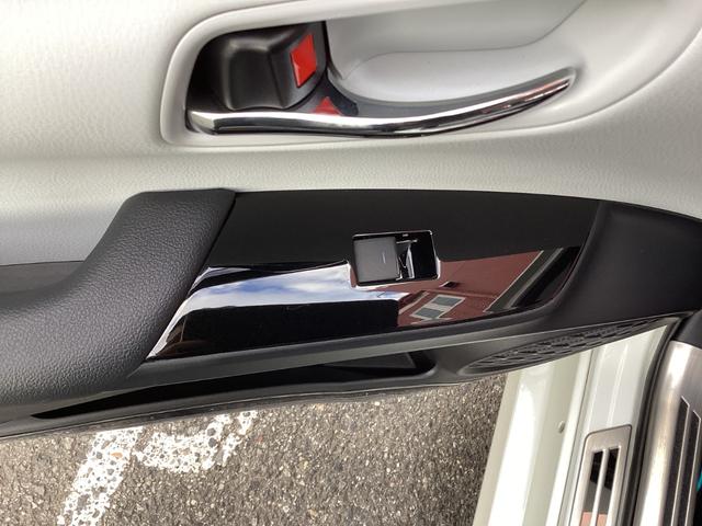 プリウス Ａプレミアム　ツーリングセレクション　レザーシート　シートヒーター　ベンチレーション　トヨタセーフティセンス　ヘッドアップディスプレイ（40枚目）