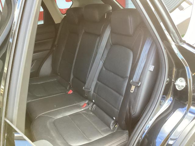 ＣＸ－５ ＸＤ　Ｌパッケージ　・純正ナビ・バックモニター・ＢＯＳＥサウンドシステム・１０スピーカー・ＡＬＰＩＮＥリア１０．１インチモニター・レザーシート・シートヒーター・前後ソナー・プッシュスタート・パワーバックドア・純正ＥＴＣ（56枚目）