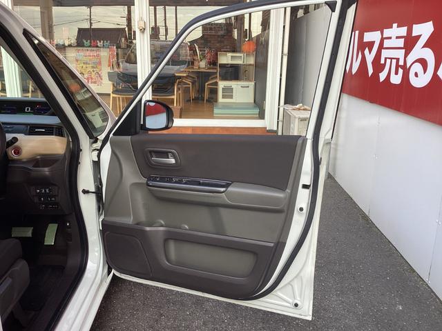 フリードハイブリッド 　・純正ナビ・地デジ・両側パワースライドドア・ホンダセンシング・クルーズコントロール・ＬＥＤヘッドライト（32枚目）