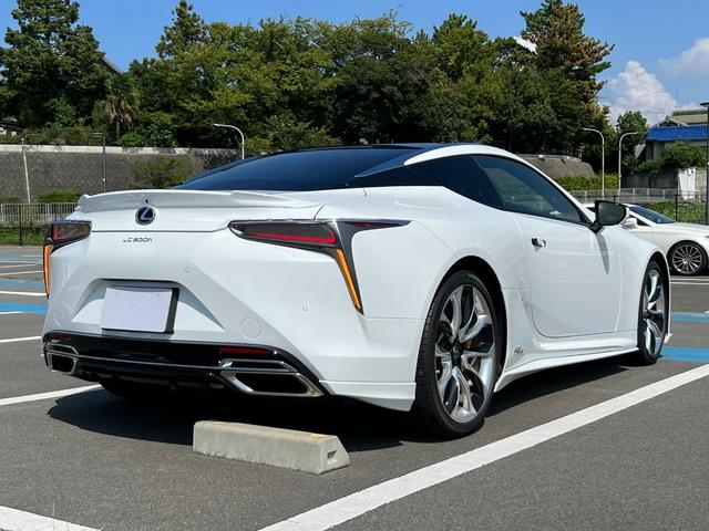 ＬＣ ＬＣ５００ｈ　Ｌパッケージ　ＴＲＤエアロ・サンルーフ・マークレビンソン・純正ＯＰ鍛造アルミ・本革・テレビキット・ナビ・バックカメラ・シートエアコン＆ヒーター・ＳＴヒーター・クリアランスソナー・セーフティシステム・ワンオーナー車（2枚目）