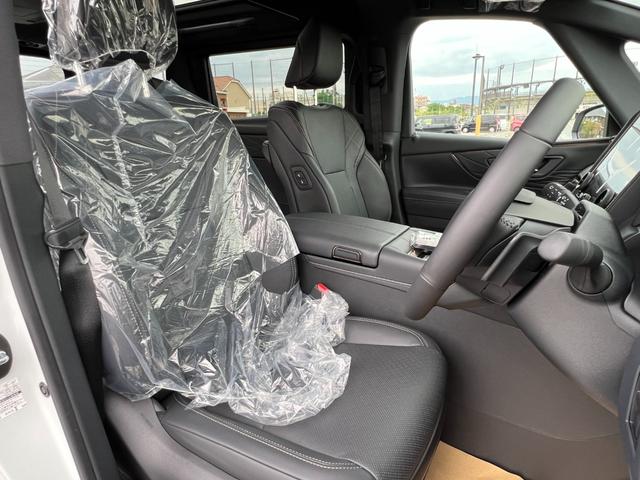 ヴェルファイア Ｚ　プレミア　１４型ディスプレイ・ＪＢＬサウンド・デジタルインナーミラー・後席モニター・ムーンルーフ・アドバンストパーク・Ｔセーフティーセンス・ＢＳＭ・ＨＵＤ・１００Ｖ電源・革ベンチレーション・ユニバーサルステップ（11枚目）