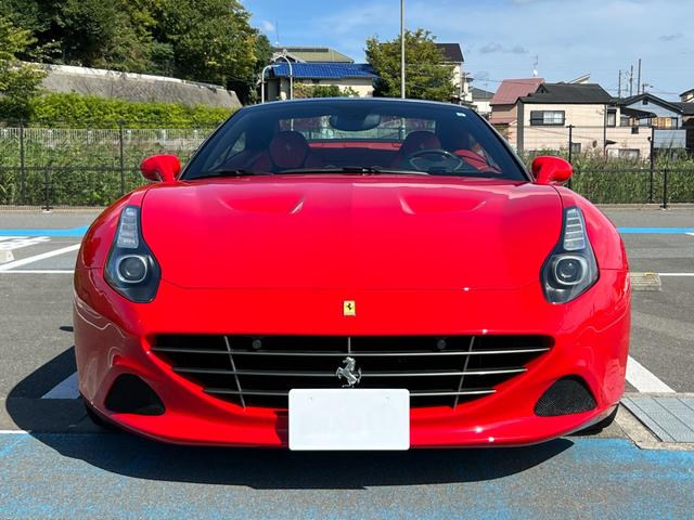 カリフォルニアＴ ベースグレード　Ｆ１　ＤＣＴ・２０インチダイヤモンドカット鍛造ホイール・ＬＥＤカーボンステアリング・純正ナビ・バックカメラ・クリアランスソナー（11枚目）