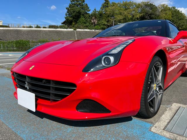 カリフォルニアＴ ベースグレード　Ｆ１　ＤＣＴ・２０インチダイヤモンドカット鍛造ホイール・ＬＥＤカーボンステアリング・純正ナビ・バックカメラ・クリアランスソナー（45枚目）