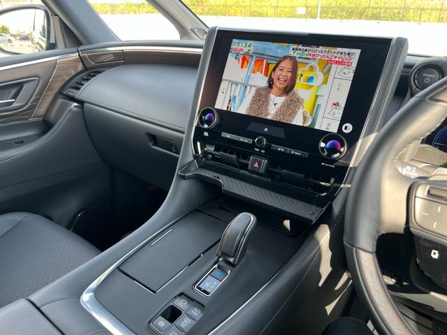 ヴェルファイアPHEV エグゼクティブラウンジ PHEV・モデリスタエアロ・左右ムーンルーフ・トヨタセーフティセンス・デジタルミラー・後席モニター・JBLサウンド・アラウンドビューカメラ・電動オットマン・シートベンチレーション・ステアリングヒーター(6枚目)