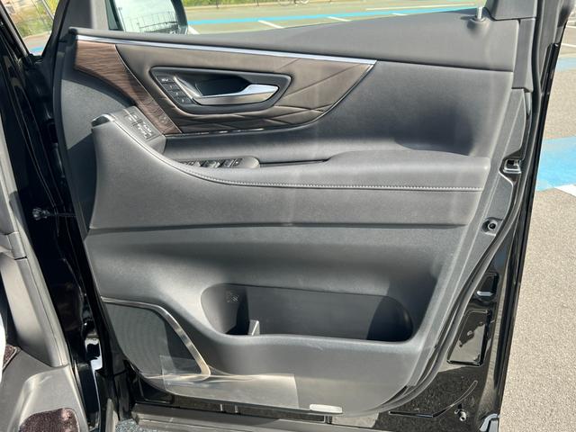 ヴェルファイアPHEV エグゼクティブラウンジ PHEV・モデリスタエアロ・左右ムーンルーフ・トヨタセーフティセンス・デジタルミラー・後席モニター・JBLサウンド・アラウンドビューカメラ・電動オットマン・シートベンチレーション・ステアリングヒーター(29枚目)