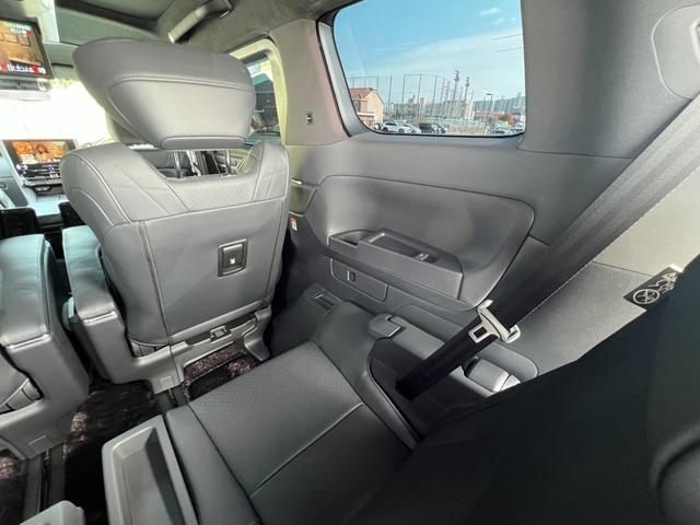 ヴェルファイアPHEV エグゼクティブラウンジ PHEV・モデリスタエアロ・左右ムーンルーフ・トヨタセーフティセンス・デジタルミラー・後席モニター・JBLサウンド・アラウンドビューカメラ・電動オットマン・シートベンチレーション・ステアリングヒーター(45枚目)