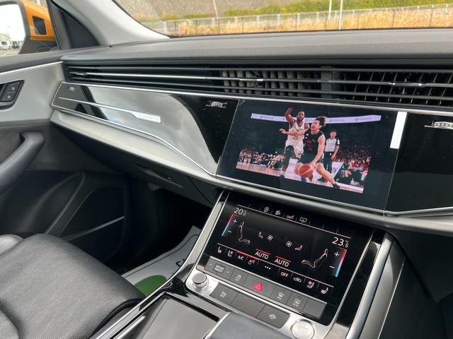 Ｑ８ ５５ＴＦＳＩクワトロ　コンフォートアシスタンスＰＫＧ・パノラマサンルーフ・Ｂａｎｇ＆Ｏｌｕｆｓｅｎサウンド・バーチャルコックピット　・ＭＭＩナビ・全方位カメラ・シートベンチレーション・ドラレコ・ＥＴＣ２．０・マトリクス（7枚目）
