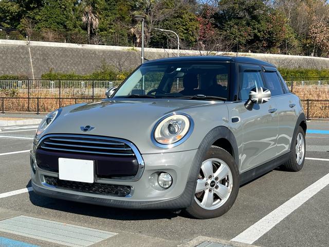ＭＩＮＩ クーパーＤ　純正ナビ・バックカメラ・Ｂｌｕｅｔｏｏｔｈ接続・インテリジェントセーフティ・ペッパーパッケージ・アダプティブクルーズコントロール・スタアリングリモコン・クリアランスソナー・予備キー有あり（47枚目）