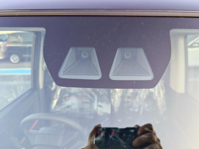 タント ファンクロスターボ　両側電動スライドドア　クリアランスソナー　レーンアシスト　衝突被害軽減システム　オートライト　ＬＥＤヘッドランプ　スマートキー　アイドリングストップ　シートヒーター　ベンチシート　ターボ　ＣＶＴ（24枚目）