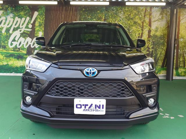 ライズ Ｚ　ＨＹＢＲＩＤ　パノラマミックビューパッケージ　電動パーキング・クルーズコントロール・シートヒーター・コーナーセンサー・ＵＳＢ電源　アルミホイール　オートライト　横滑り防止装置（6枚目）