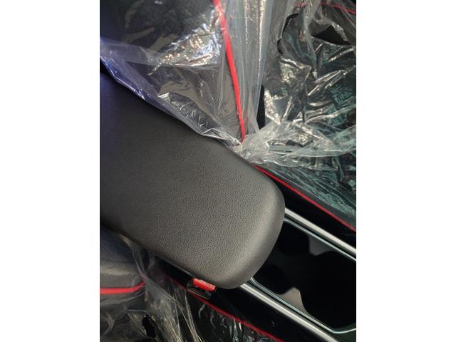 ライズ Ｚ　ＨＹＢＲＩＤ　パノラマミックビューパッケージ　電動パーキング・クルーズコントロール・シートヒーター・コーナーセンサー・ＵＳＢ電源　アルミホイール　オートライト　横滑り防止装置（34枚目）