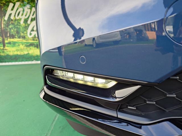 ヴェゼル ｅ：ＨＥＶ　Ｚ　バックカメラ・電動パーキング・シートヒーター・コーナーセンサー・ＬＥＤヘッドライト　アルミホイール　オートライト　電動格納ミラー　スマートキー（10枚目）