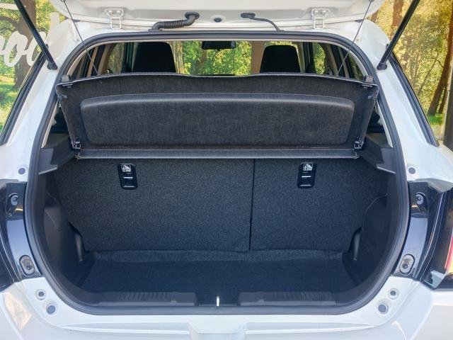 スイフト ハイブリッドMZ 純正9インチナビ・ETC・電動パーキング・シートヒーター 全方位カメラ Bluetooth接続 アルミホイール オートライト コーナーセンサー(18枚目)