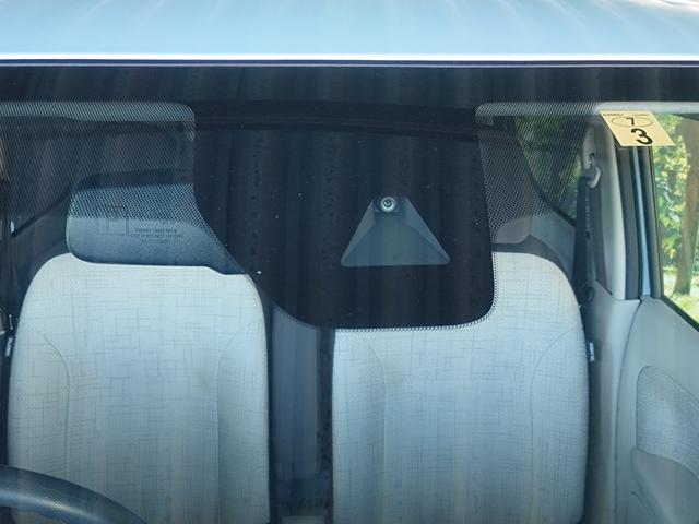 デイズ X CDステレオ・バックカメラ・コーナーセンサー・ふらつき警報・キーフリー アルミホイール AM/FMラジオ オートライト 横滑り防止装置 衝突被害軽減システム(8枚目)