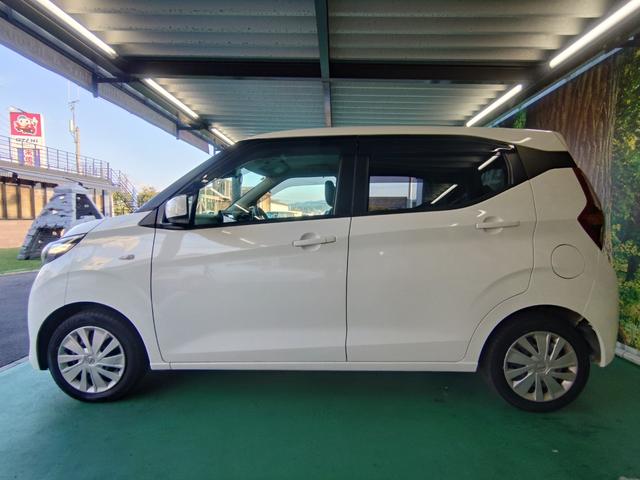 デイズ Ｂ　ＣＤステレオ・コーナーセンサー・ふらつき警報・キーレス・マニュアルエアコン　横滑り防止装置　衝突被害軽減システム　電動格納ミラー（13枚目）