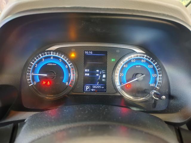 デイズ Ｂ　ＣＤステレオ・コーナーセンサー・ふらつき警報・キーレス・マニュアルエアコン　横滑り防止装置　衝突被害軽減システム　電動格納ミラー（28枚目）