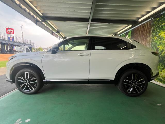 ヴェゼル ｅ：ＨＥＶ　Ｚ　バックカメラ・電動パーキング・シートヒーター・コーナーセンサー・ＬＥＤヘッドライト　アルミホイール　衝突被害軽減システム（9枚目）